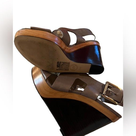 MICHAEL Michael Kors Carla Brown Leather Platform Sandals Size 9.5M - Picture 2 of 9